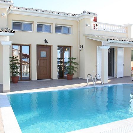 Villa De La Mer Agios Stefanos Avliotes  Exterior foto